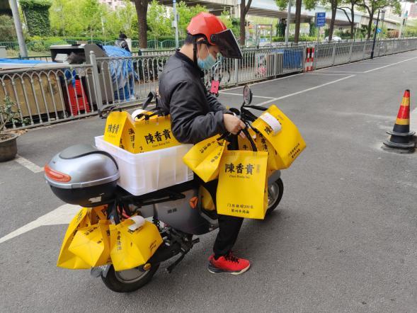 疫情总会过去，春天终将到来！加油！餐饮人(图3)