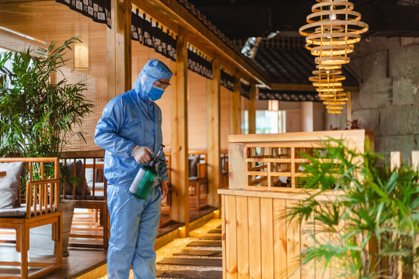 郑州设置防外溢临时管控区，餐饮场所暂停堂食