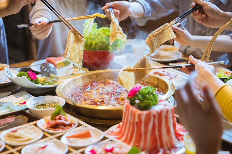 餐饮门店春节堂食火爆，非一线城市增速更高